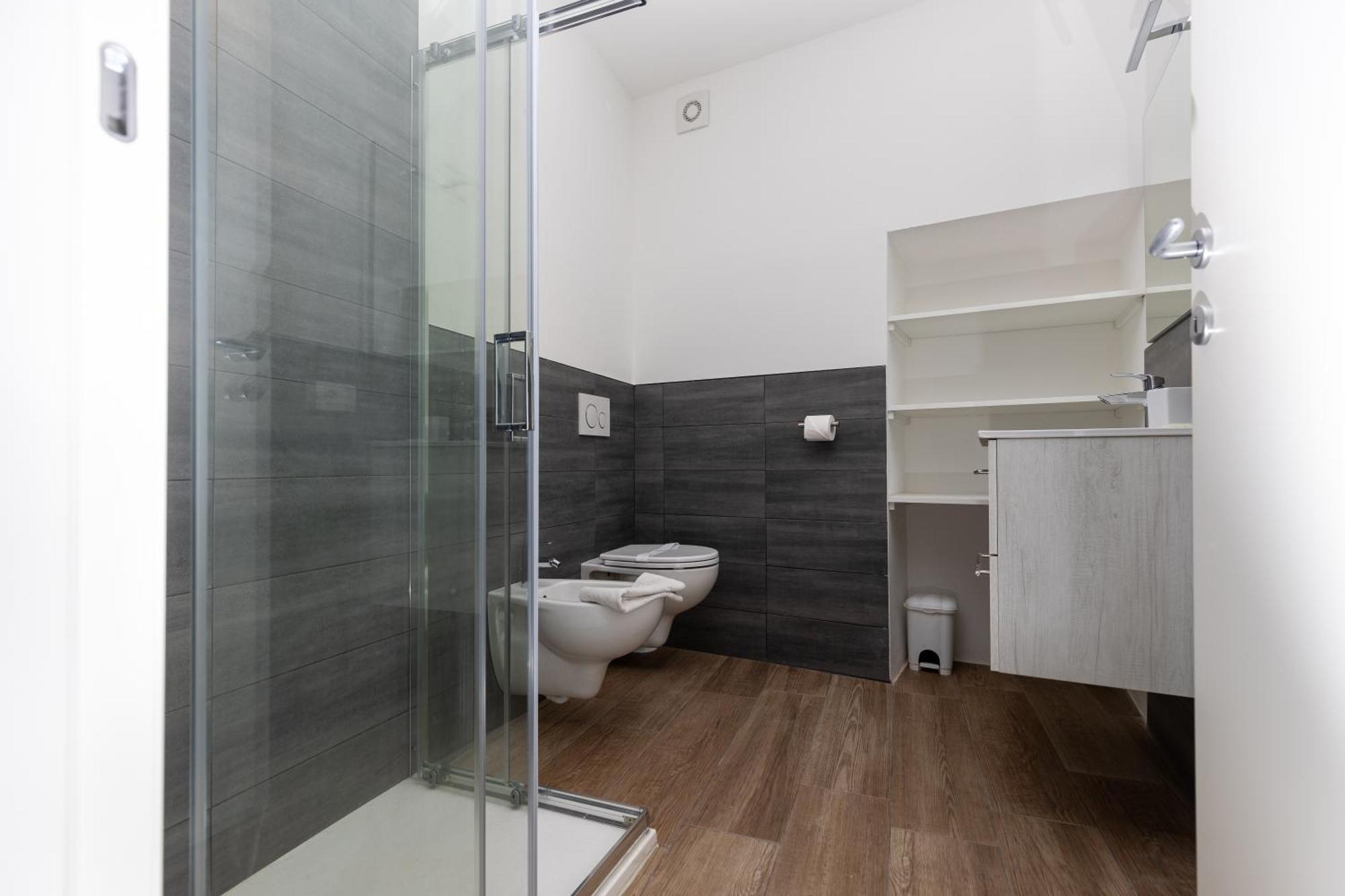 Piazza Del Lago Suites 메나지오 외부 사진